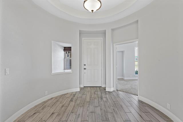 Foto del edificio - 5401 Strong Stead Dr