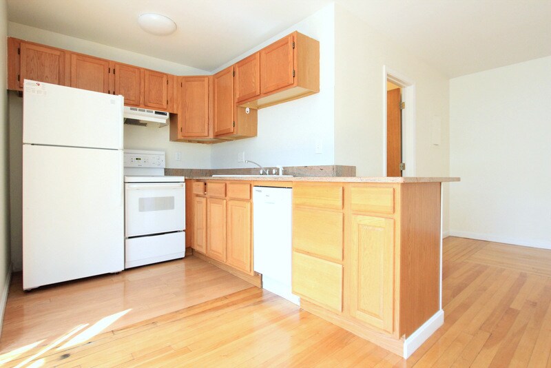 Primary Photo - 35 Davis Sq