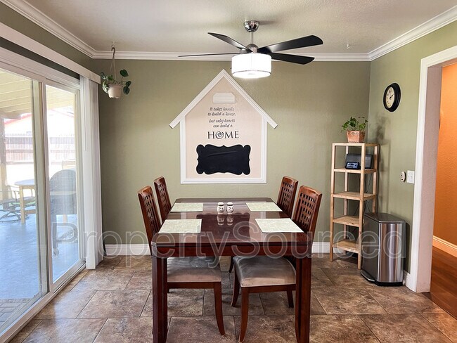 Building Photo - 1156 Devonshire Ave