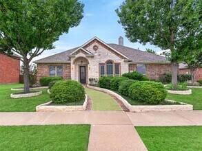 Building Photo - 9861 Chamber Hall Dr