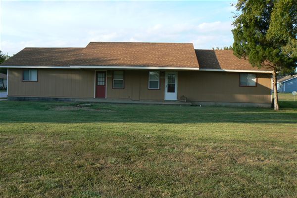 Building Photo - 839 N Sunny Slope Ln