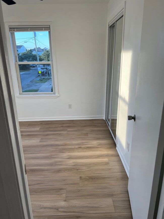 Foto del edificio - 9604 19th Bay St