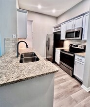 Building Photo - 5353 Memorial Dr