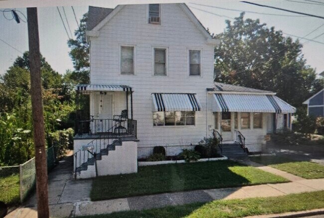 Foto del edificio - 5028 Jefferson Ave