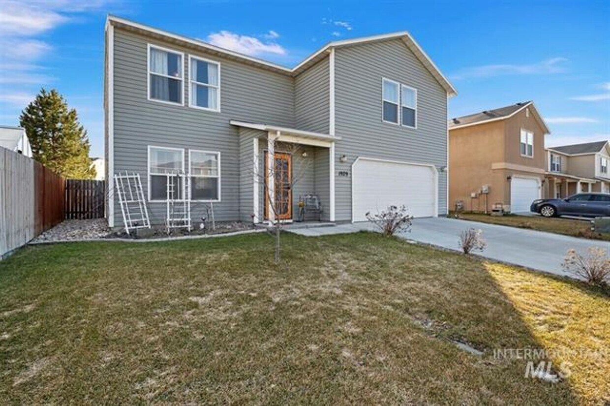 Foto principal - 3bed, 2.5bath, 2031sq.ft. home in South Nampa