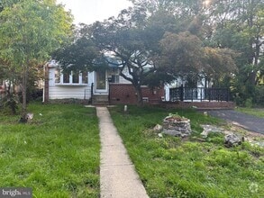 Building Photo - 80 Balignac Ave