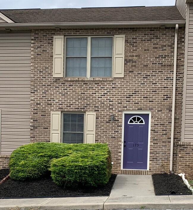 175 Griffin Ln, Broadway, VA 22815 Townhome Rentals in Broadway VA