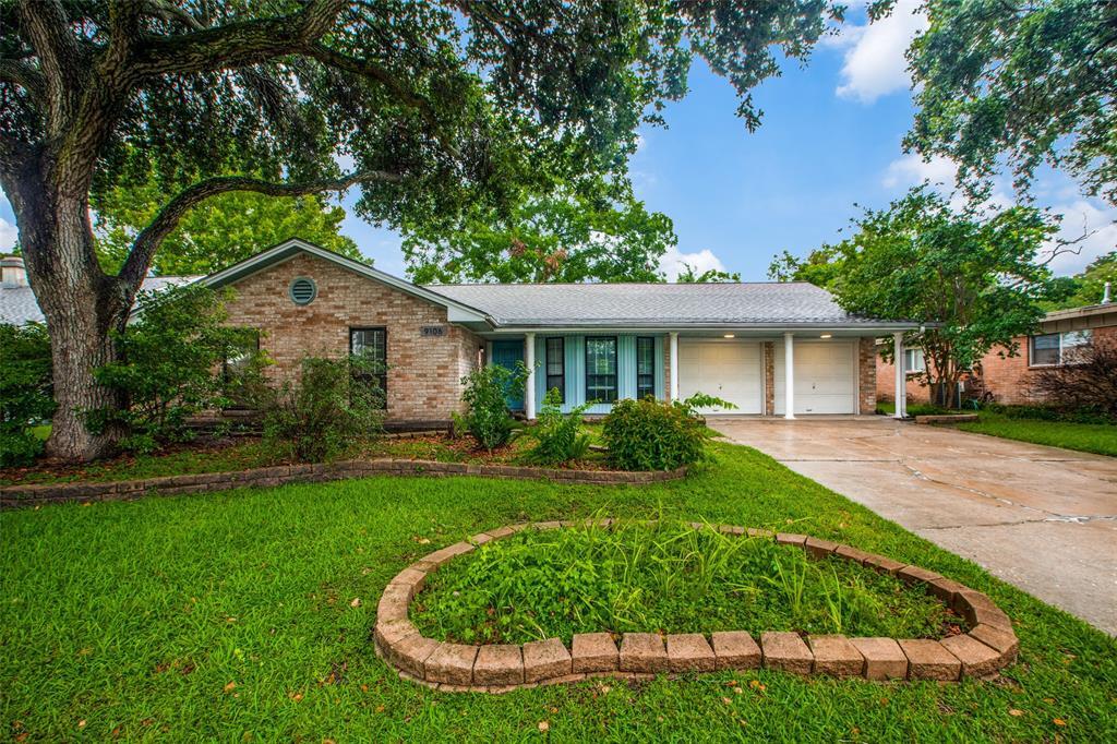 9106 McAvoy Dr, Houston, TX 77074 - House Rental in Houston, TX ...