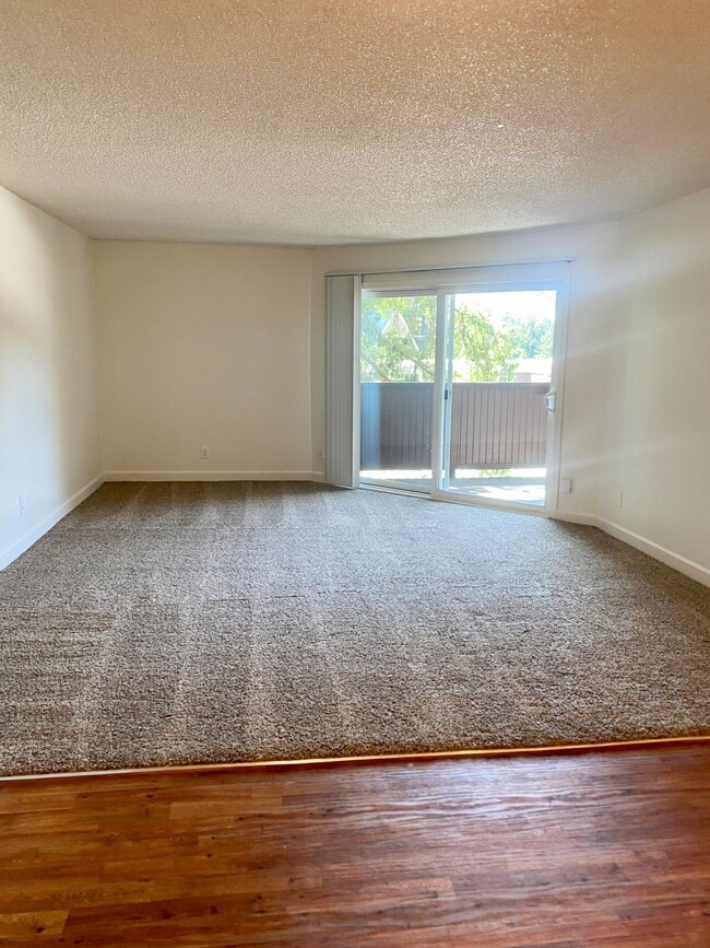 Photo - 8585 SW Canyon Ln Apartment