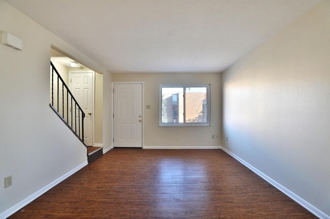 Building Photo - 3318 N High St