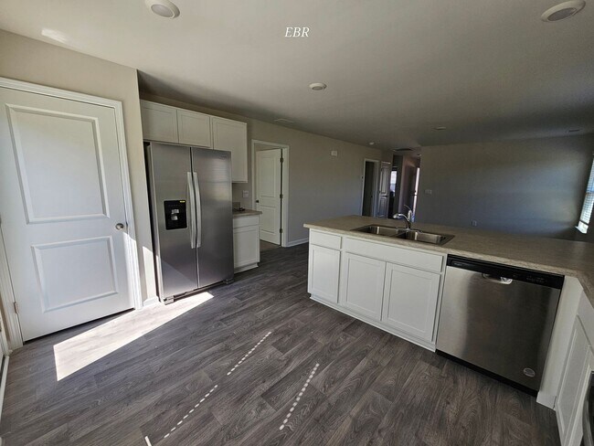 Foto del edificio - Pet Friendly - Move In Ready