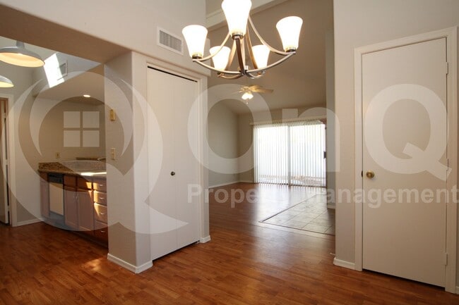 Building Photo - 2100 W Lemon Tree Pl