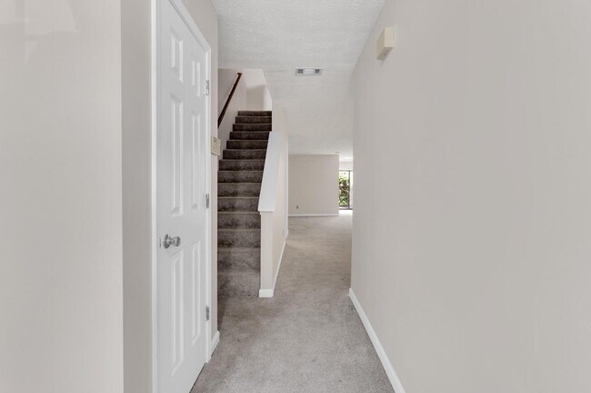 Foto del edificio - 2186 Spring Walk Ct