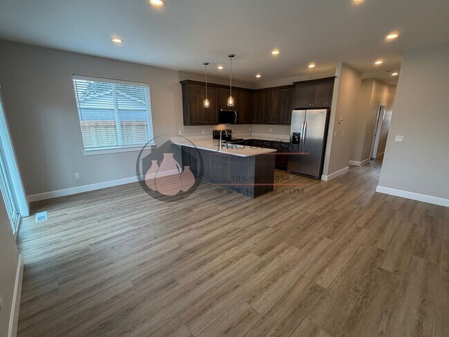 Foto del edificio - 1333/1335 Oppek St NE #2023-LL765