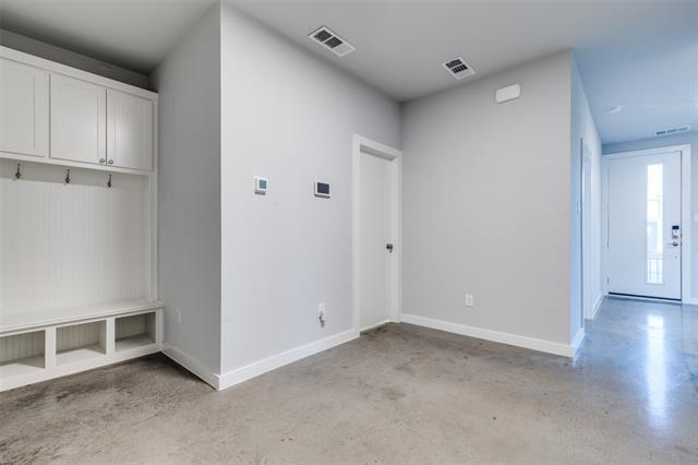 Building Photo - 2238 Rook Dr