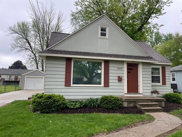 Foto principal - 2924 West Ave SW