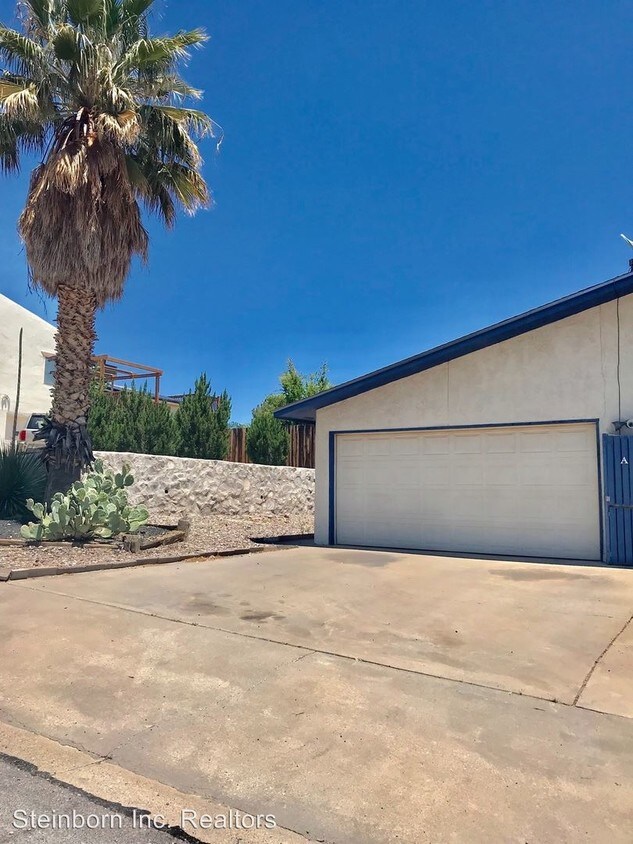 1005 Mormon Dr, Las Cruces, NM 88011 Room for Rent in Las Cruces, NM