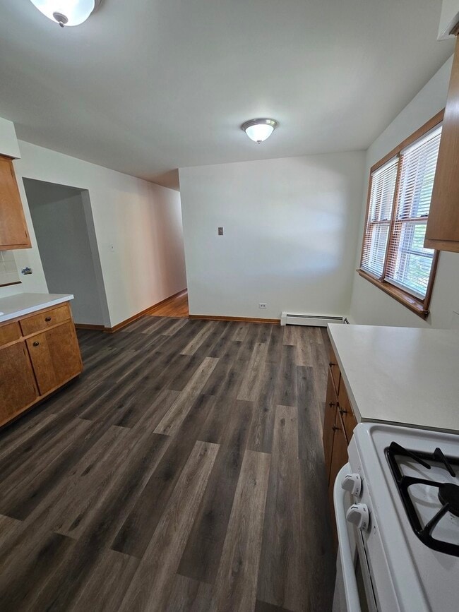 Building Photo - 517 Bethel Dr