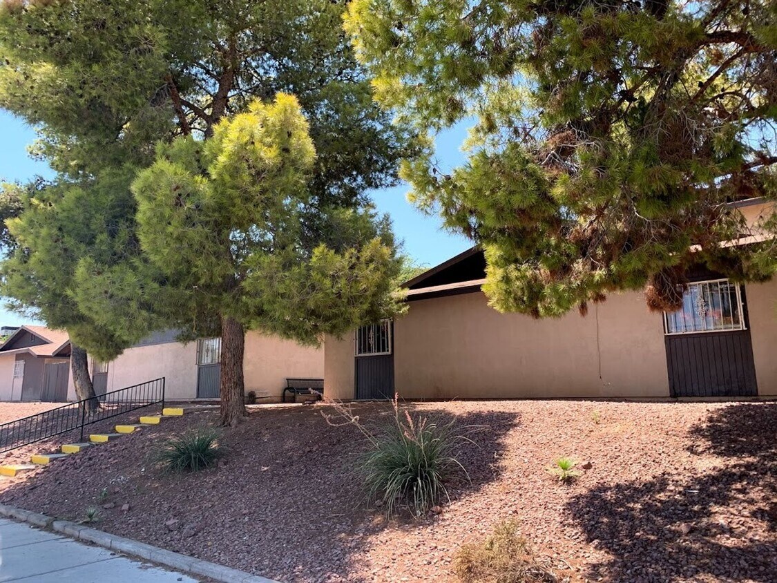 Foto principal - Check out this Freshly Painted and New Flo...