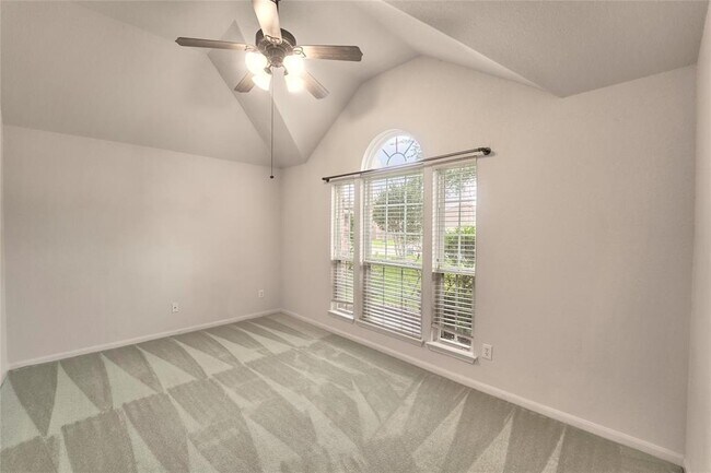 Foto del edificio - 9518 Denfield Ln