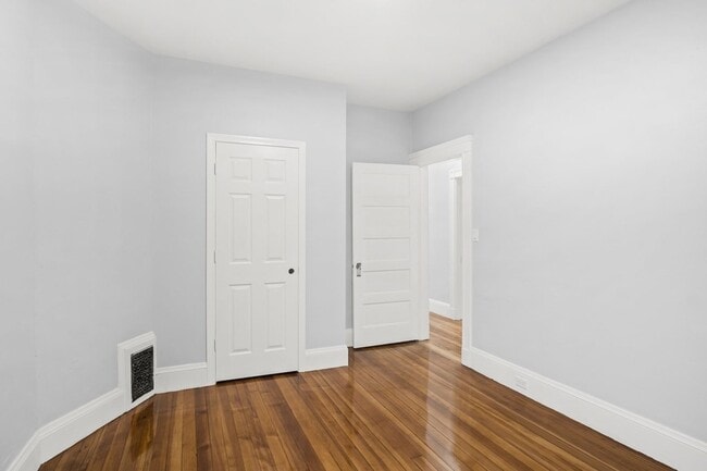 Building Photo - 62 East St