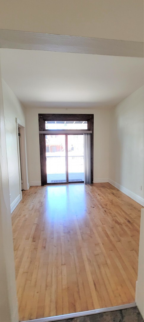 Foto del edificio - 1436 W Lexington St