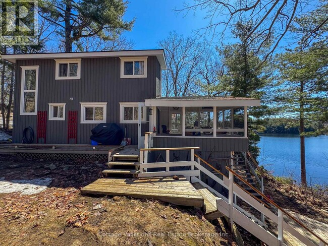 Building Photo - 1066 Apiary Rd