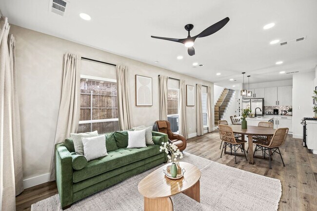 Foto del edificio - 5702 Riverside Dr