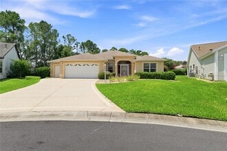Building Photo - 1304 De La Garza Pl