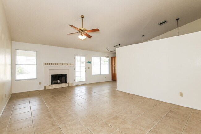 Foto del edificio - 7008 W Marco Polo Rd