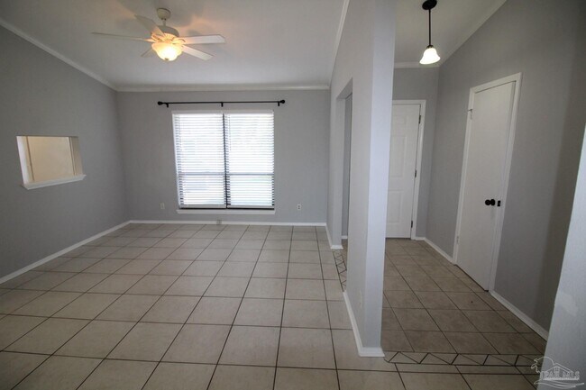 Building Photo - 1455 Sanibel Ln
