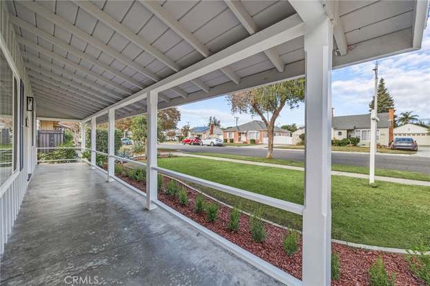 Building Photo - 9950 BROADWAY-