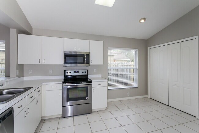 Foto del edificio - 9007 Egret Cove Cir