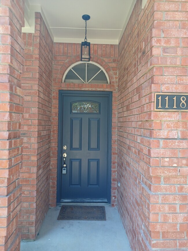 Foto del edificio - 1118 Emily Ln