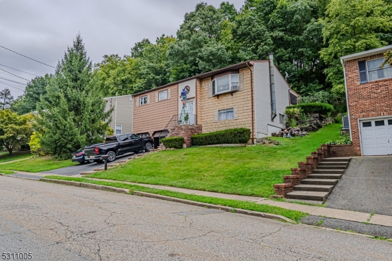 Primary Photo - 50 Highview Terrace