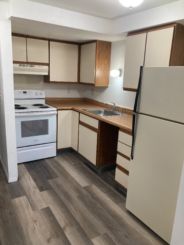 Foto del edificio - 833 E 4th St