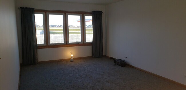 Family Room - 4953 W 63rd St