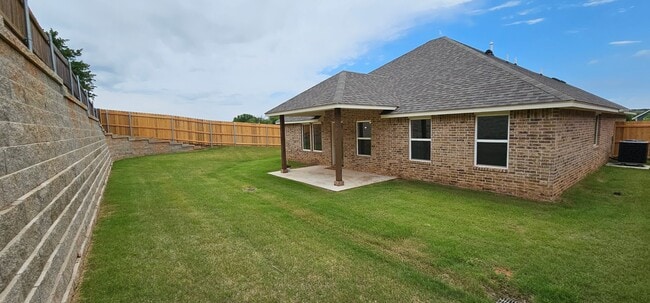 Building Photo - 6309 Frankie Lynn Ln