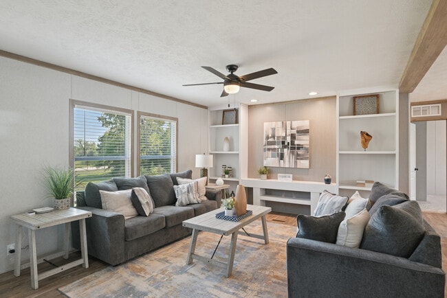 Building Photo - Fannin Meadows