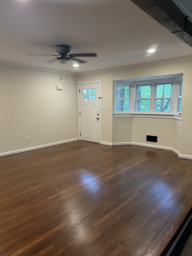 Living room - 52 Hammond Rd