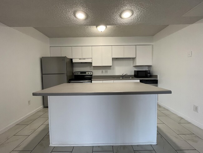 Photo - 3985 W McNab Rd Townhome