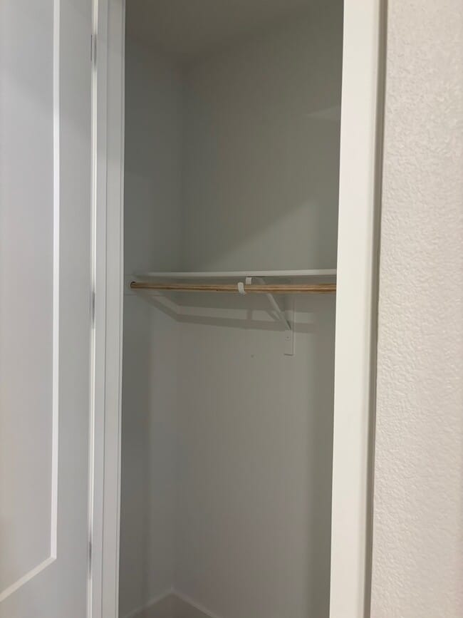 Building Photo - 121 8th St