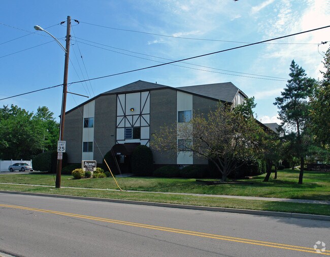 The Alpine Apartments Dayton, OH