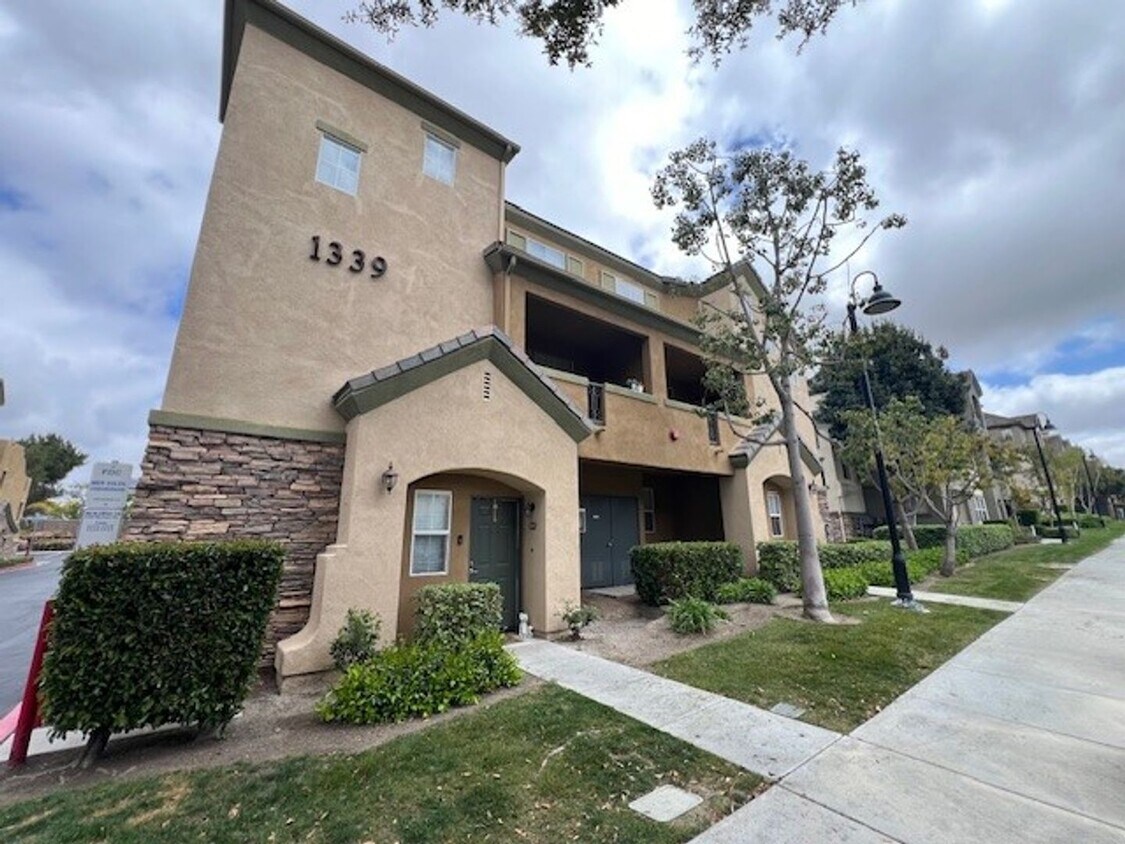 Primary Photo - Coming Soon! Otay Ranch Townhouse with att...
