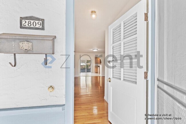 Foto del edificio - 2809 Sargent Ave