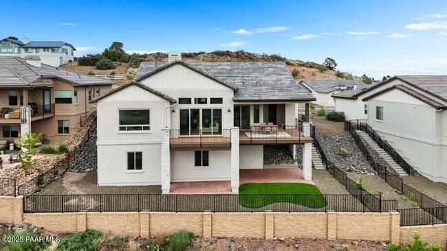 Foto del edificio - 1109 S Lakeview Dr