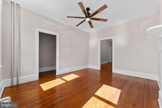 Foto del edificio - 345 Hall St