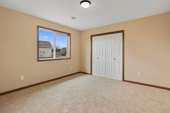 Foto del edificio - 936 York Ct