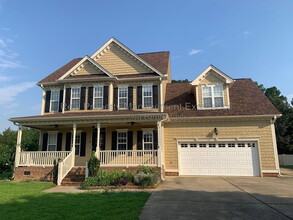 Building Photo - 1005 Hadley Meadows Dr
