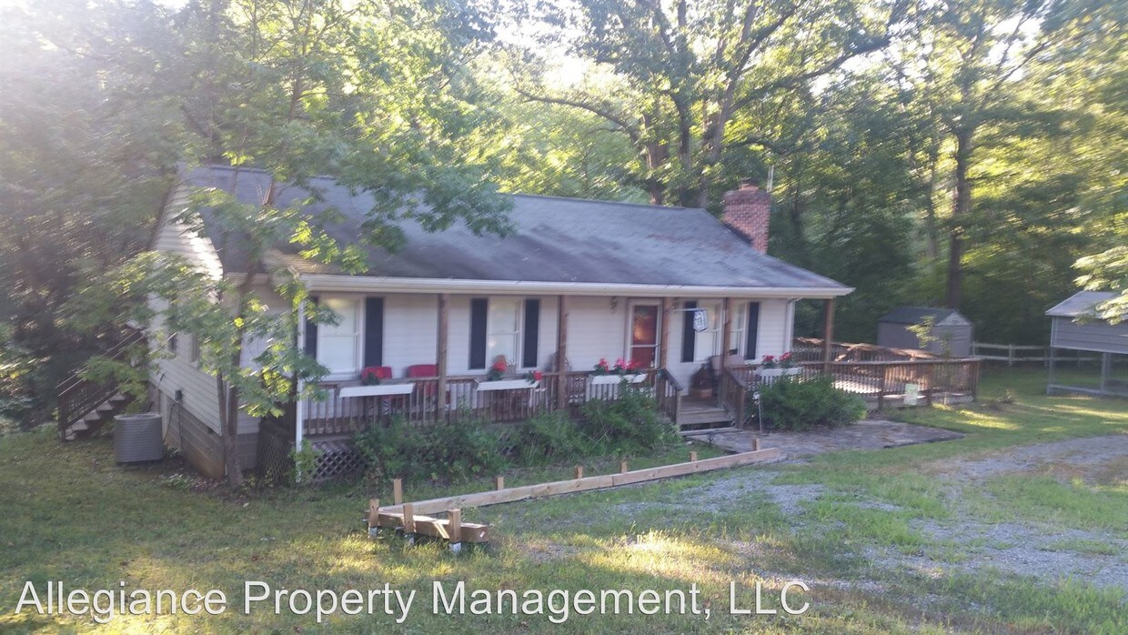 Primary Photo - 15840 Saint Peters Church Rd